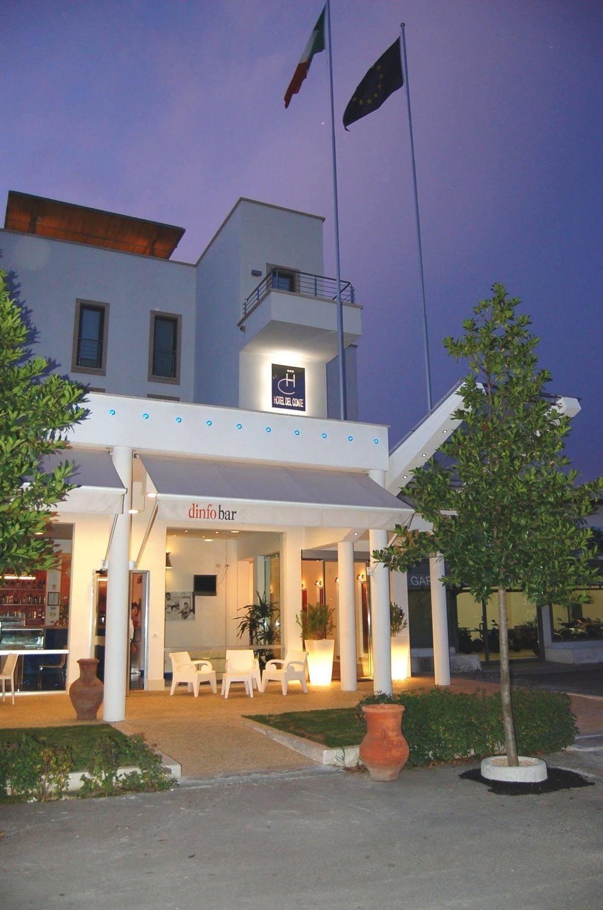 Hotel Del Conte Fondi Exterior foto